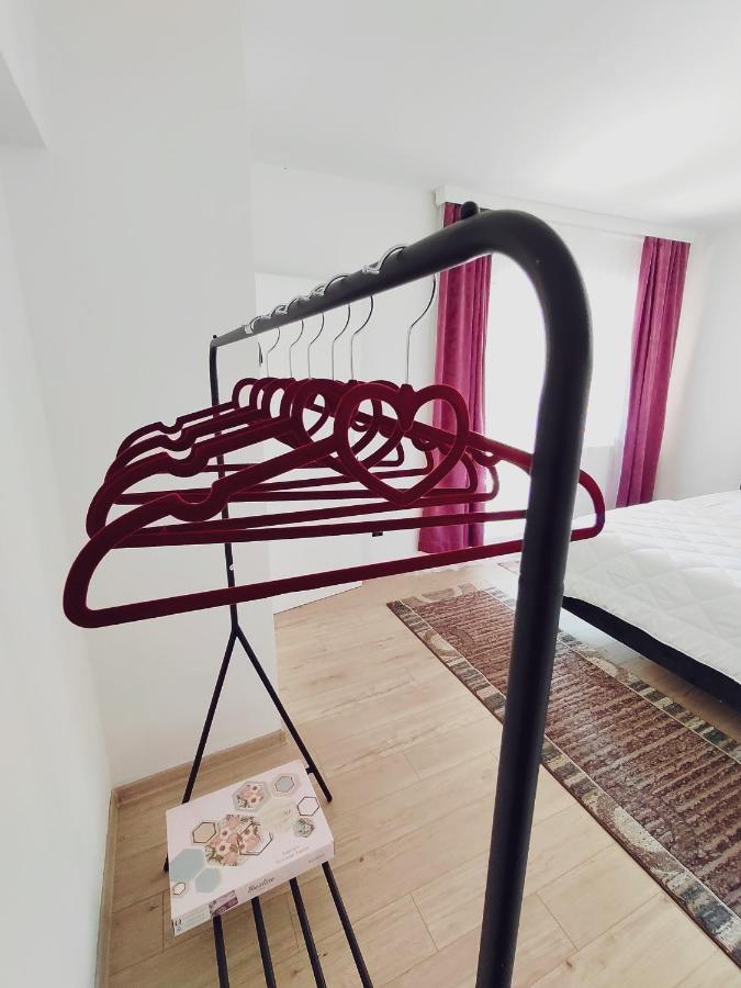 Spacious And Modern Apartment In Town Center Konjic Extérieur photo