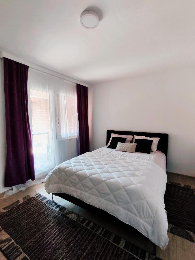 Spacious And Modern Apartment In Town Center Konjic Extérieur photo