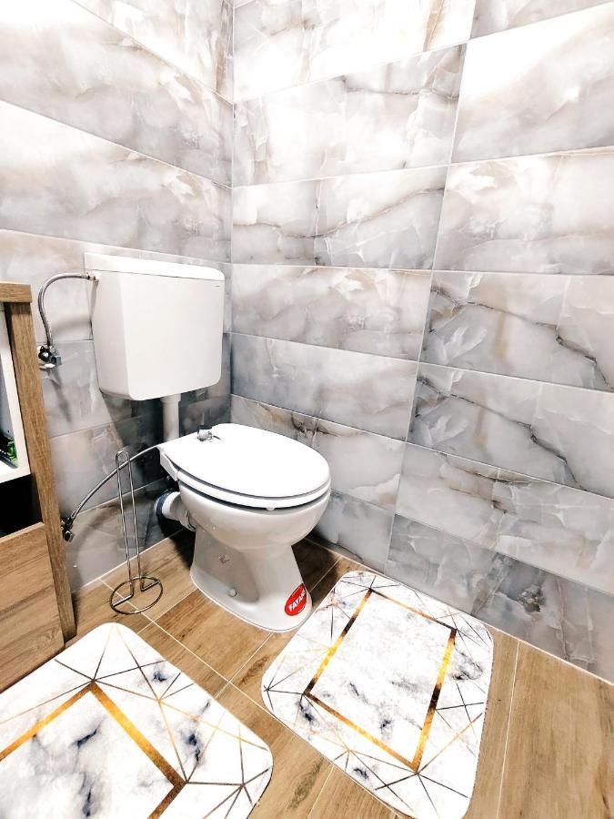 Spacious And Modern Apartment In Town Center Konjic Extérieur photo