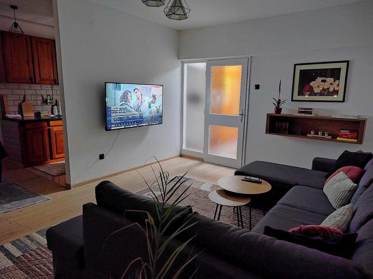 Spacious And Modern Apartment In Town Center Konjic Extérieur photo